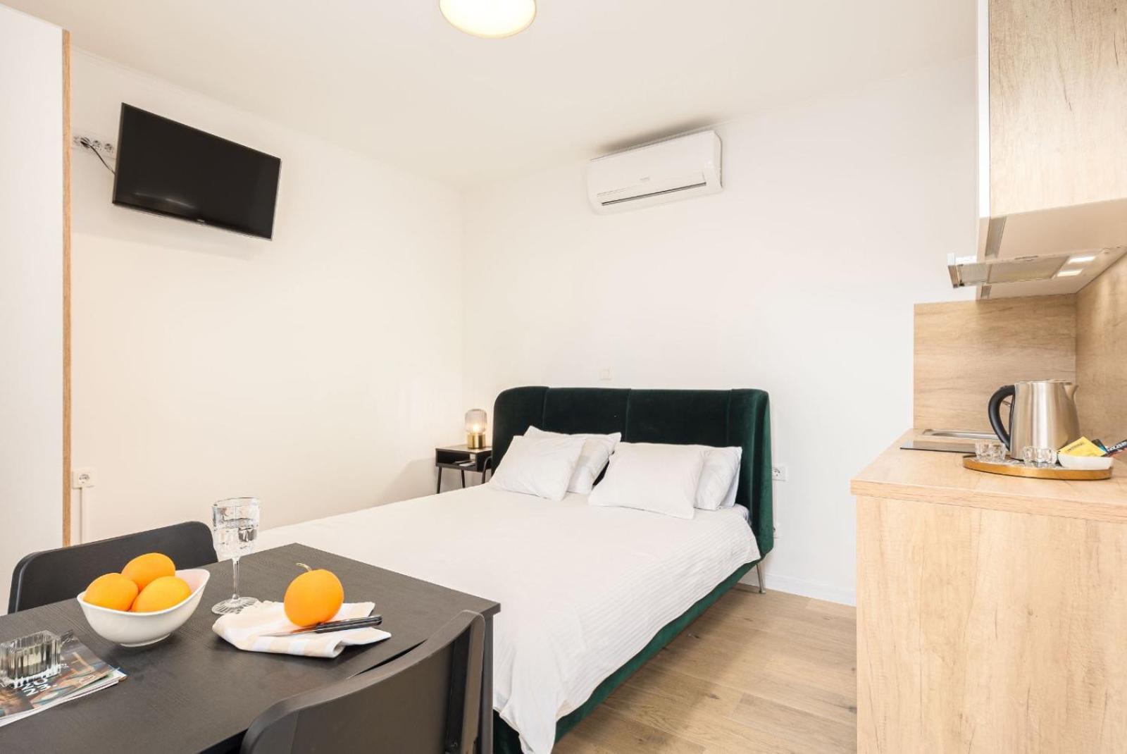 Apartments & Rooms Buble Trogir Eksteriør billede